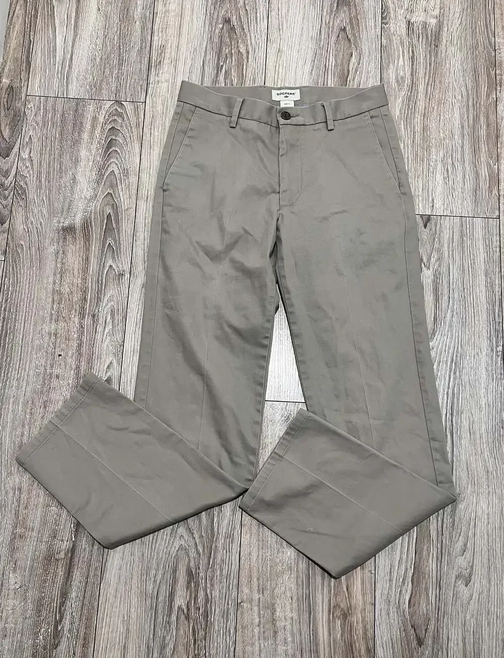 Dockers Men's Slim Fit Chino Pants  Size 29x32